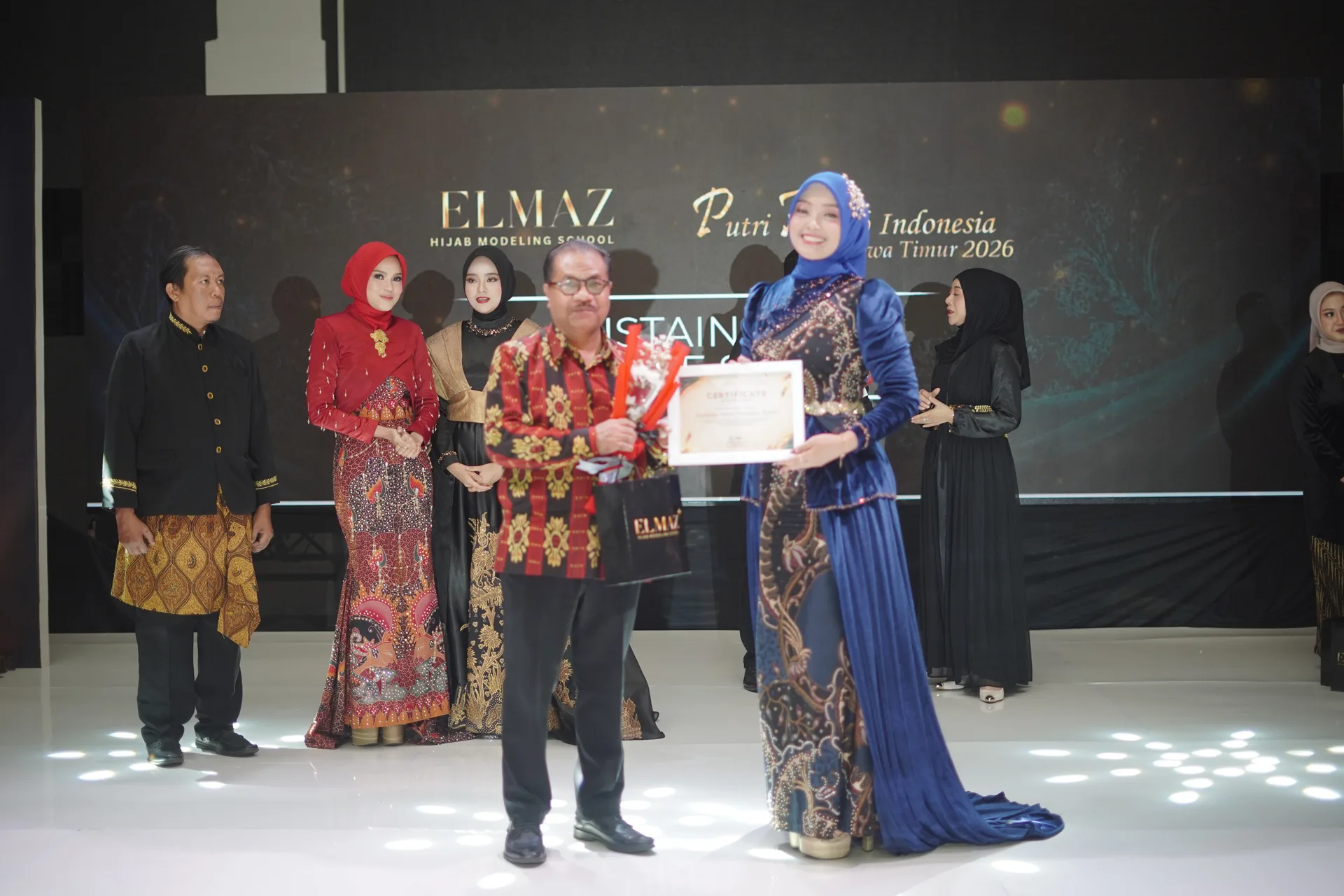 Putri Hijab Jawa Timur