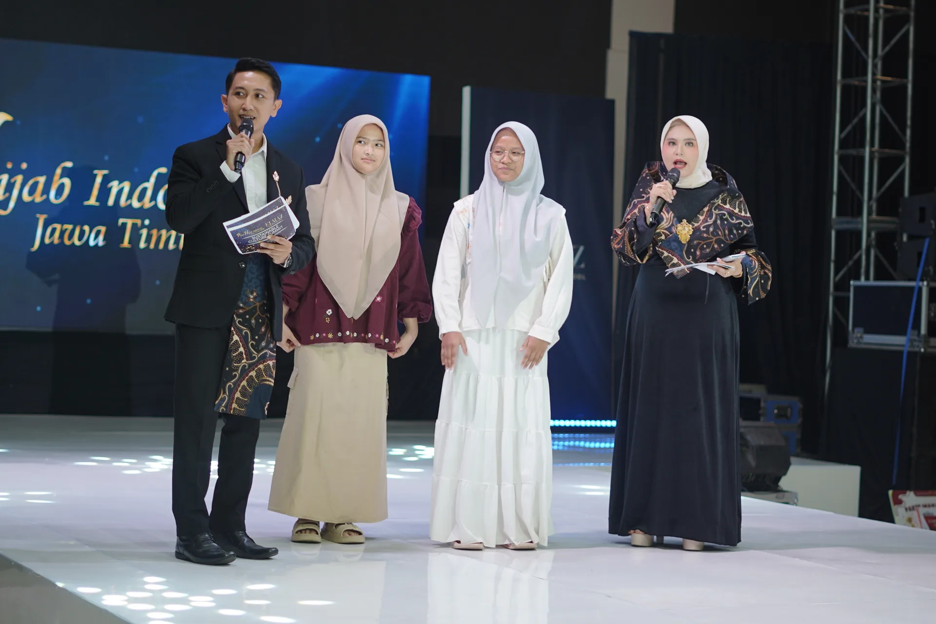 Putri Hijab Jawa Timur