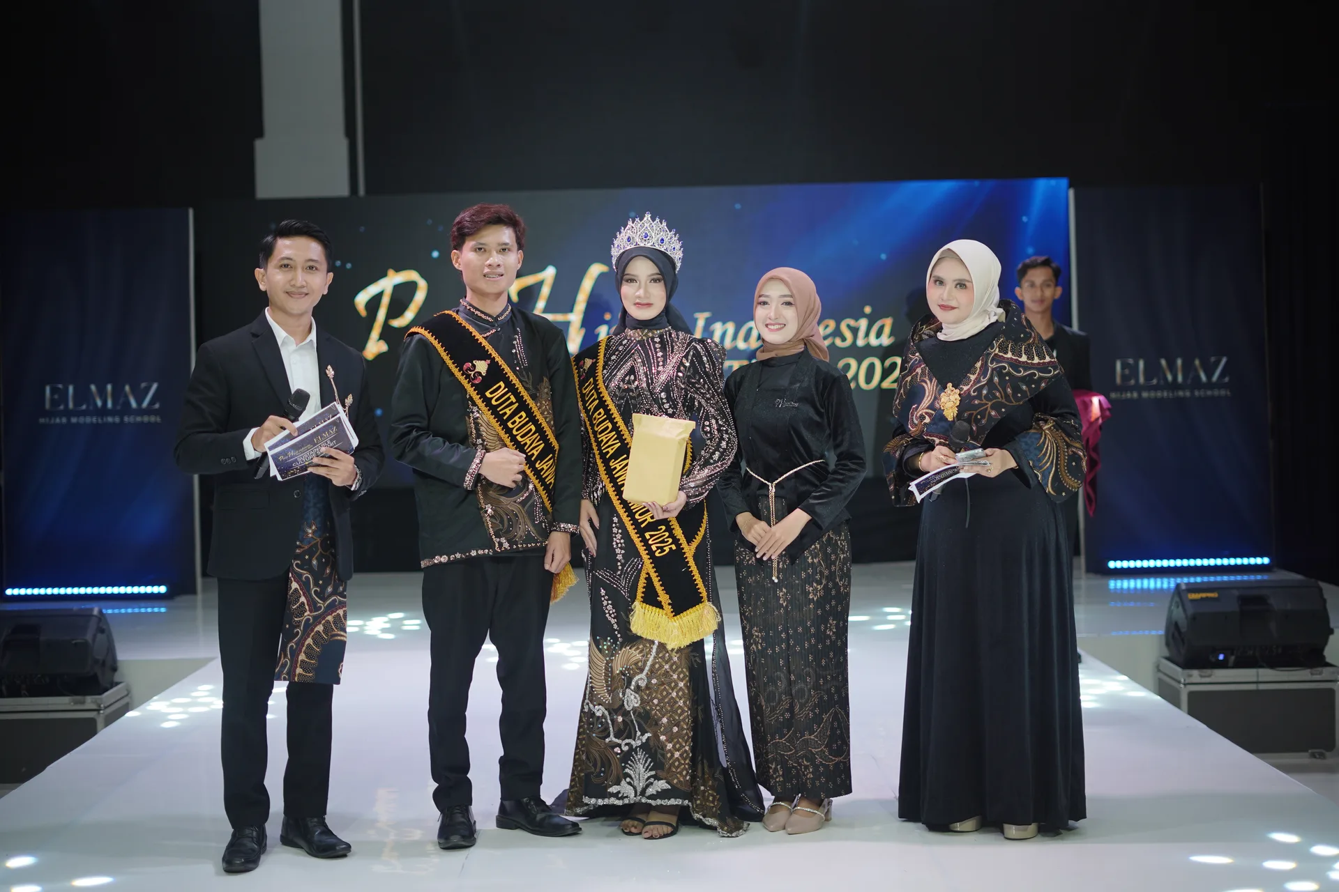 Putri Hijab Jawa Timur