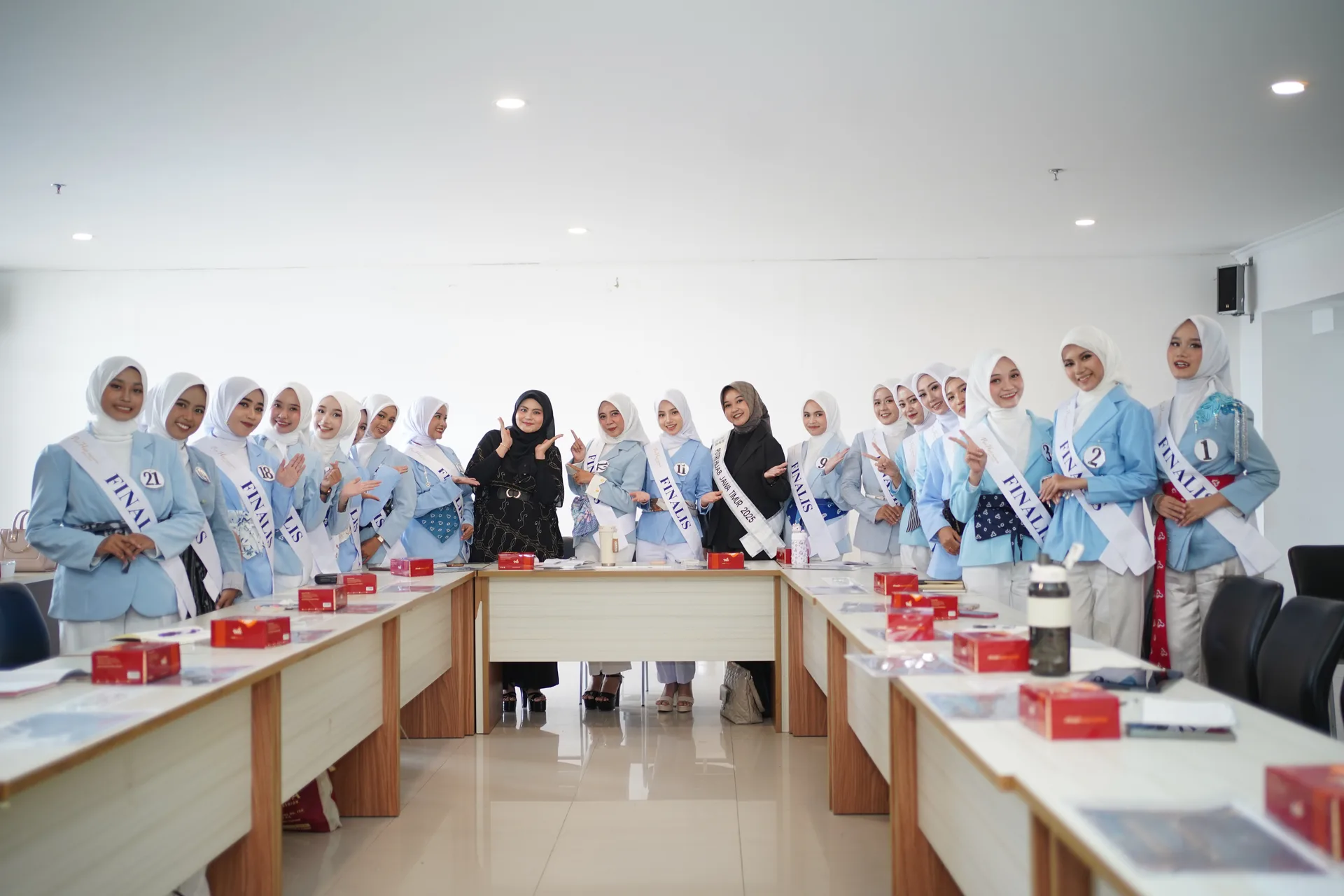 Putri Hijab Jawa Timur