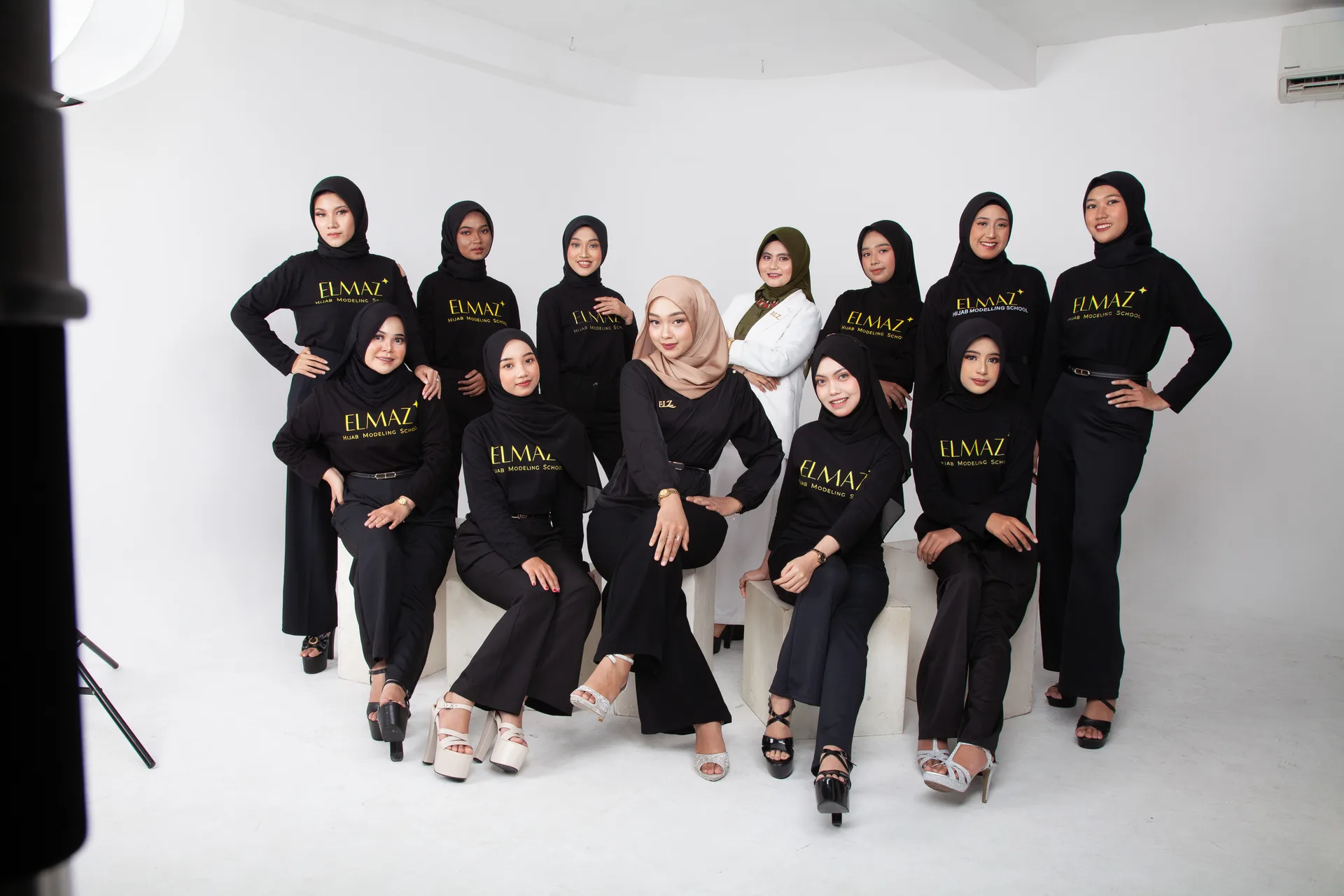 Group Elmaz